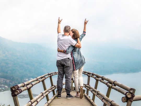 couple at look out-1516036 couple at look out-1516036